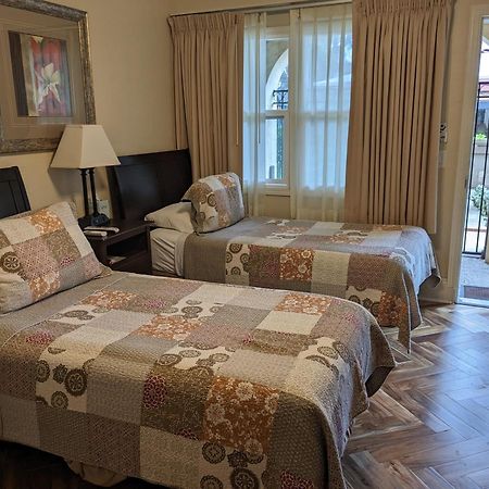 Los Gatos Garden Inn Hotel Екстериор снимка