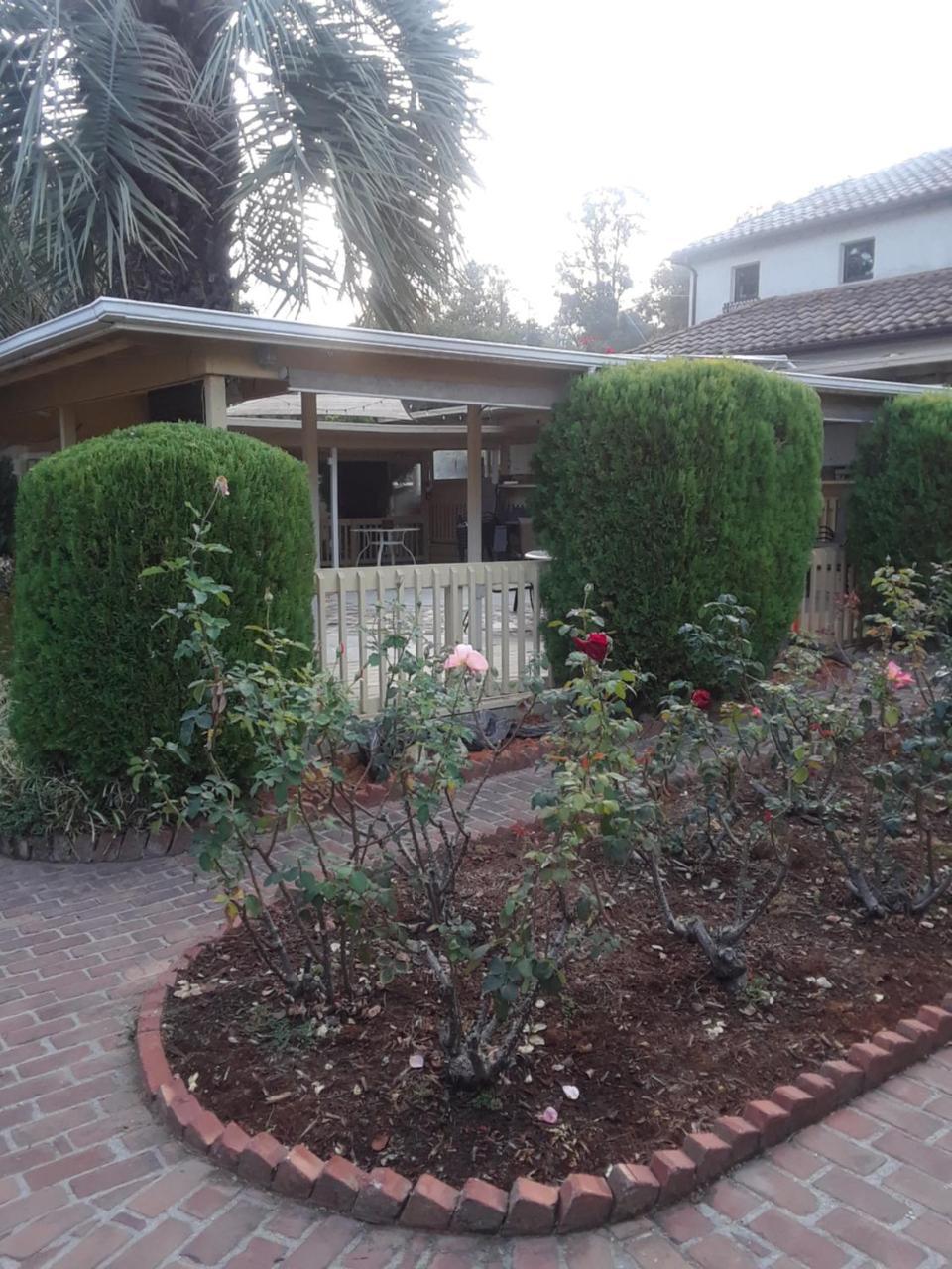 Los Gatos Garden Inn Hotel Екстериор снимка